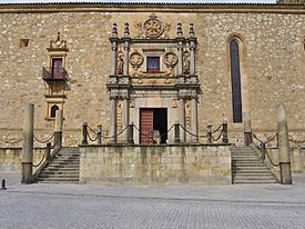 Archivo:Colegio de Santiago el Zebedeo (Salamanca). Portada