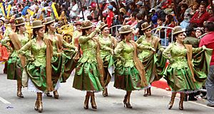 Archivo:Desfile de morenada 02 Carnaval de Oruro 2012