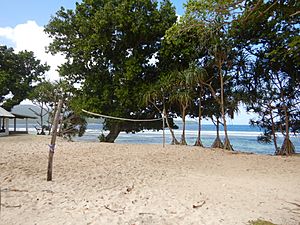 Archivo:Futuna terrain de volley