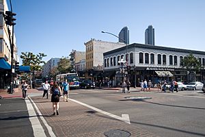 Archivo:Gaslamp Quarter, San Diego