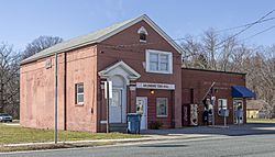 Goldsboro Town Hall and PO MD1.jpg