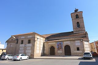 Iglesia de San Miguel Arcángel, El Carpio de Tajo.jpg