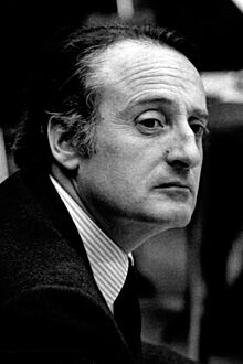 Jean-François Deniau 1973 (cropped).jpg