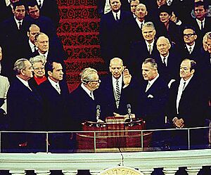 Archivo:Johnson, Nixon, Agnew, Humphrey cropped