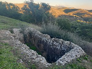 Archivo:Laderas de Morana Cisterna