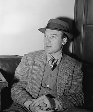 Archivo:Norman Granz, ca. Nov. 1947