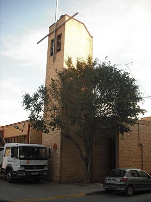 Archivo:Pinedo. Iglesia