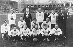 Archivo:U.S. soccer team, 1916