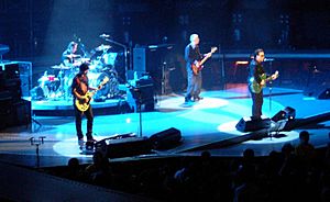 Archivo:U22005