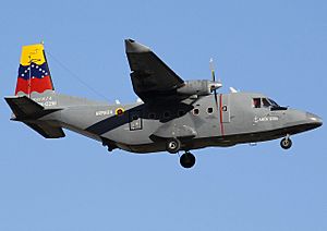 Archivo:Venezuela - Navy CASA C-212-400 Aviocar