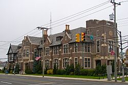 Ventor NJ city hall.jpg
