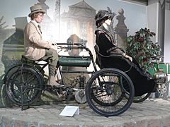 ZweiRadMuseumNSU DeDionBouton Tricycle