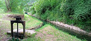 Canal de Entrambasaguas.jpg