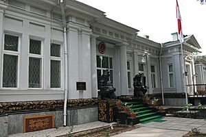 Archivo:Embassy of the Republic of Indonesia in Tashkent