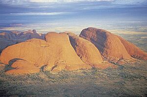 Archivo:Kata Tjuta The Olgas1226