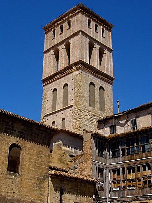 Archivo:Logroño - Iglesia de San Bartolome 16