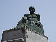 Monumento a Benito Perez Galdos