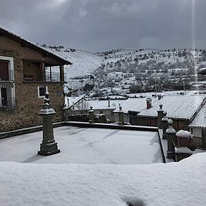 Archivo:Plaza Don Simón nevada