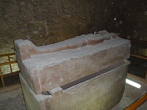 Archivo:Siptah’s sarcophagus in Tomb KV47