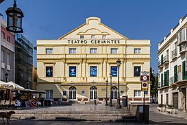 Teatro Cervantes, Málaga (14738055934).jpg