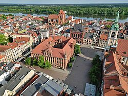 Archivo:Torun rynek staromiejski (2)