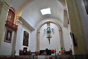 Archivo:AltarAsuncionPachuca