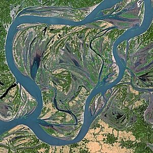 Archivo:Brahmaputra River SPOT 1125