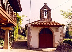 Archivo:Capilla de San Juan de Mata en Bueño