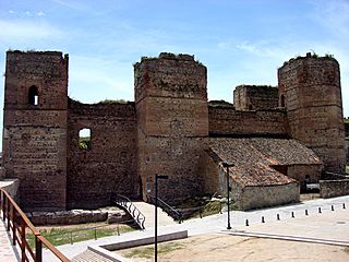Castillo de Buitrago del Lozoya.jpg