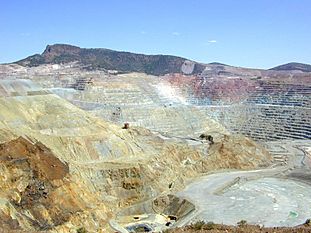 Archivo:Chino copper mine