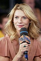 Archivo:Claire Danes at Much Music by Robin Wong 6