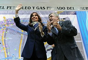 Archivo:Cristina y Das Neves en Comodoro Rivadavia