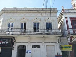 Archivo:Edificio antiguo en el Centro Histórico