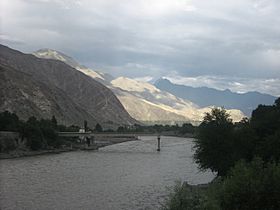 Gilgit River, Gilgit.jpg