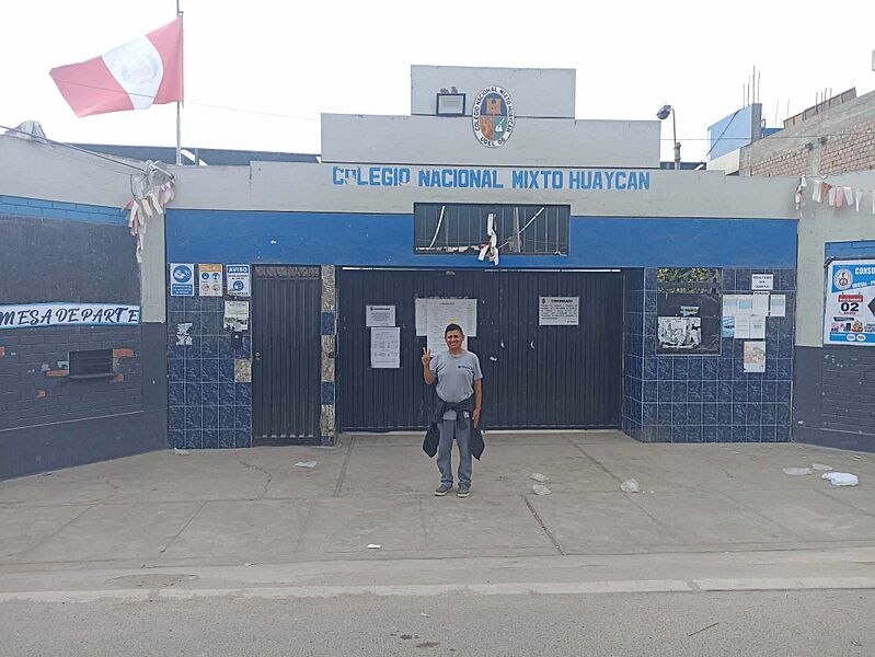 I. E. Mixto Huaycán