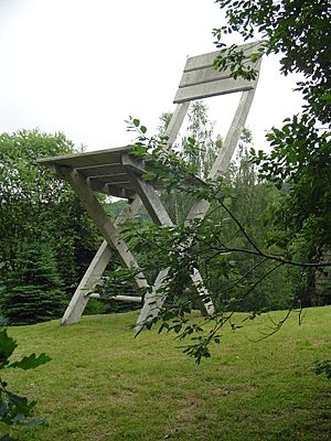 Archivo:Krzeslo Kantora - sculpture