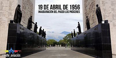 Archivo:Los proceres venezuela caracas 4