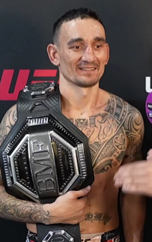 Archivo:Max Holloway BMF
