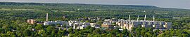 McMaster University, seen from above and from the southwest (from Scenic Drive).jpg
