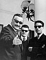Nasser receiving Gaddafi