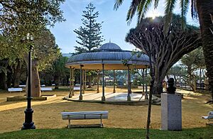 Archivo:Templete del parque Genovés, Cádiz.