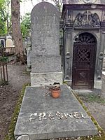 Archivo:Tombe d'Augustin Fresnel - Père Lachaise