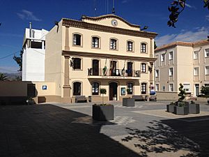 Archivo:Ayuntamiento de tijola 1