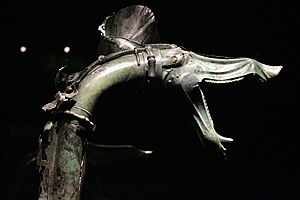 Archivo:CarnyxDeTintignac2