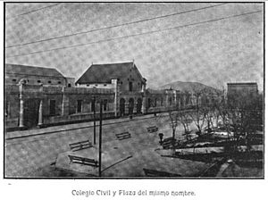 Archivo:Colegio Civil Mty