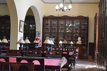Archivo:Colegio Nacional de Concepción del Uruguay "Justo José de Urquiza"