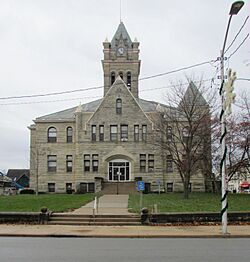 Courthouse 9227.jpg
