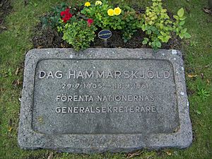 Archivo:Dag Hammaskölds gravsten