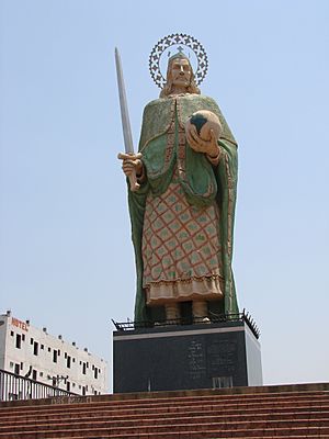 Archivo:Estatua de san Fernando