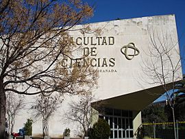 Facultad de Ciencias de Granada.jpg